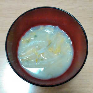 もやしと白菜の味噌汁